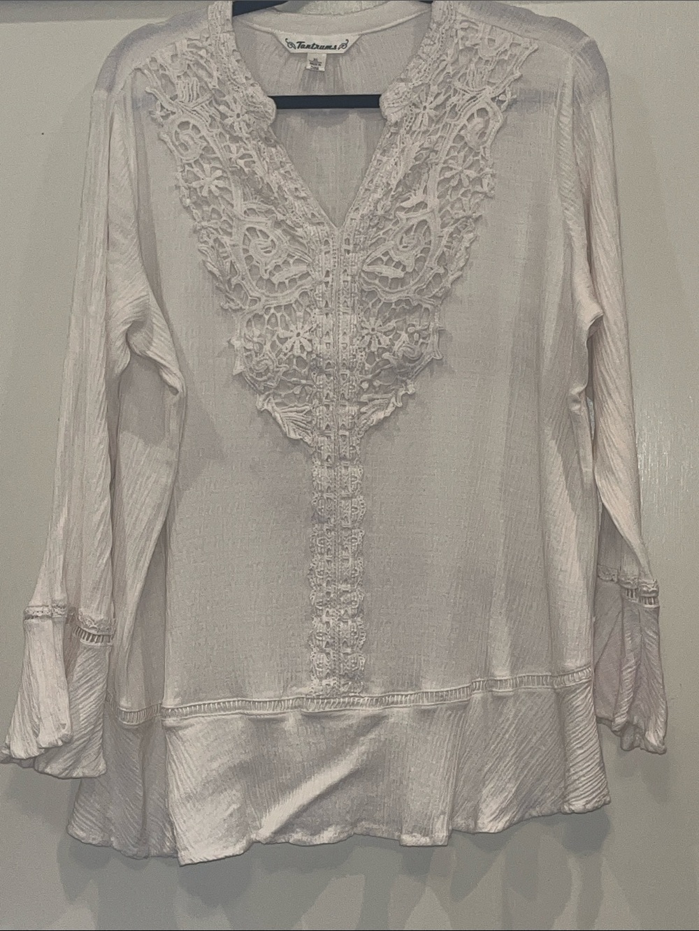 Tantrums White Lace V-Neck Tunic Top